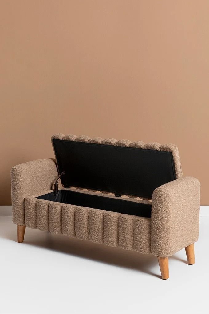 BENCHES & STOOL