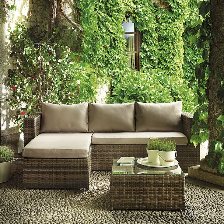 COMPACT LONGER +2 SEATER WITH GLASS CENTER TABLE