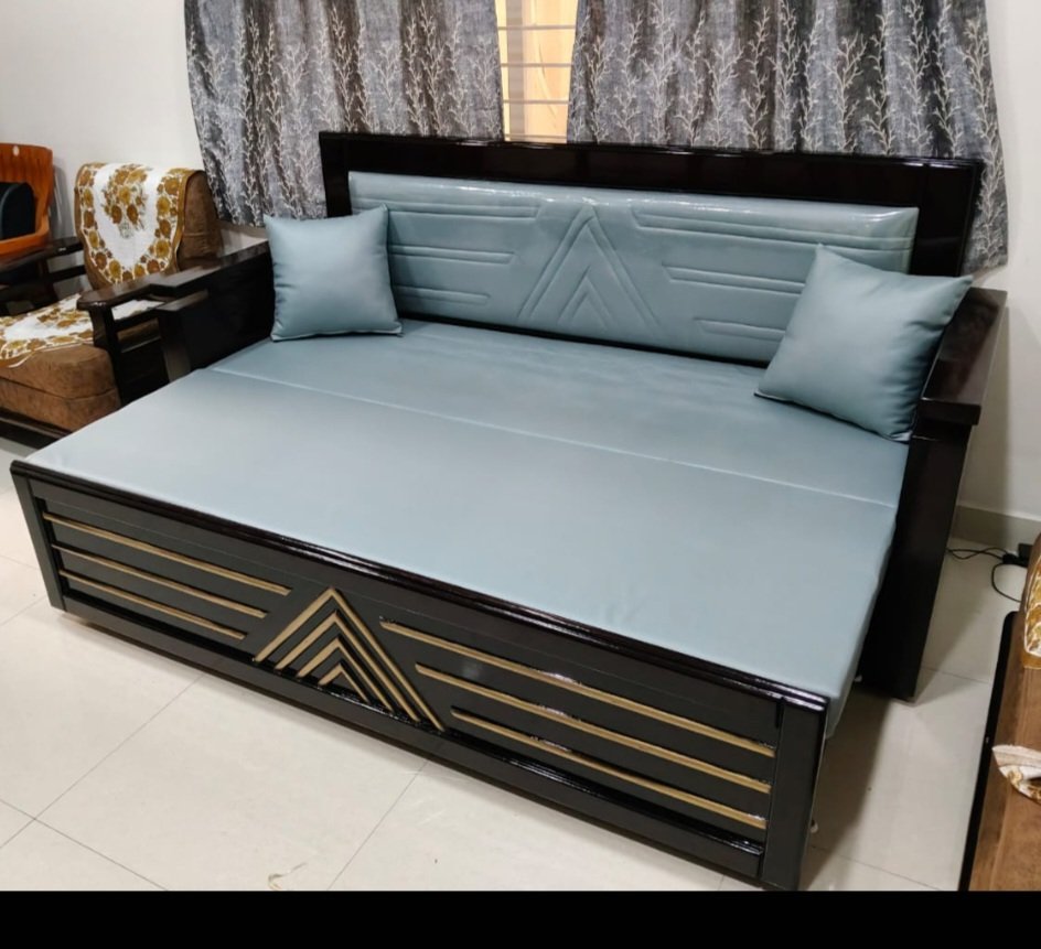 TEAK PLYWOOD DIVAN CUM BED WITH CUSHION BLACK POLISH